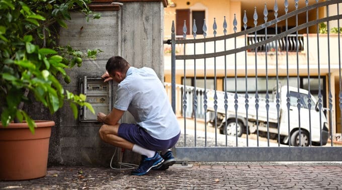 SIMPLIFYING GATE AUTOMATION: A USER GUIDE TO FASTER INSTALLS